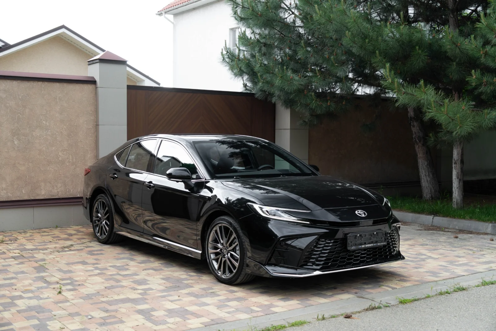 Toyota Camry — фотография 2