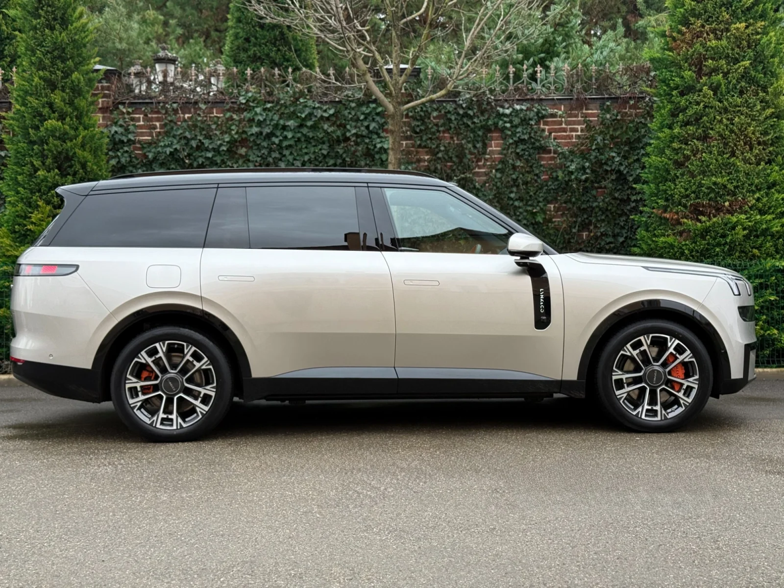 Lynk & Co 900 — фотография 5