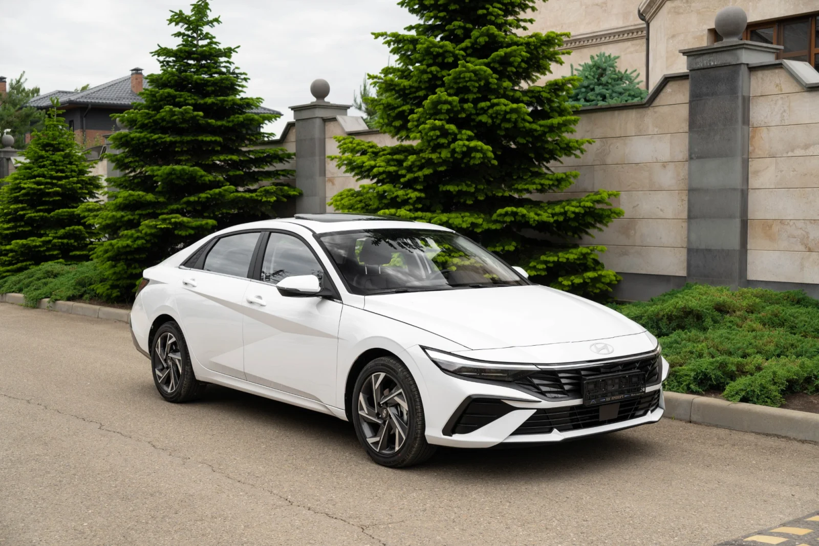Hyundai Elantra — фотография 2