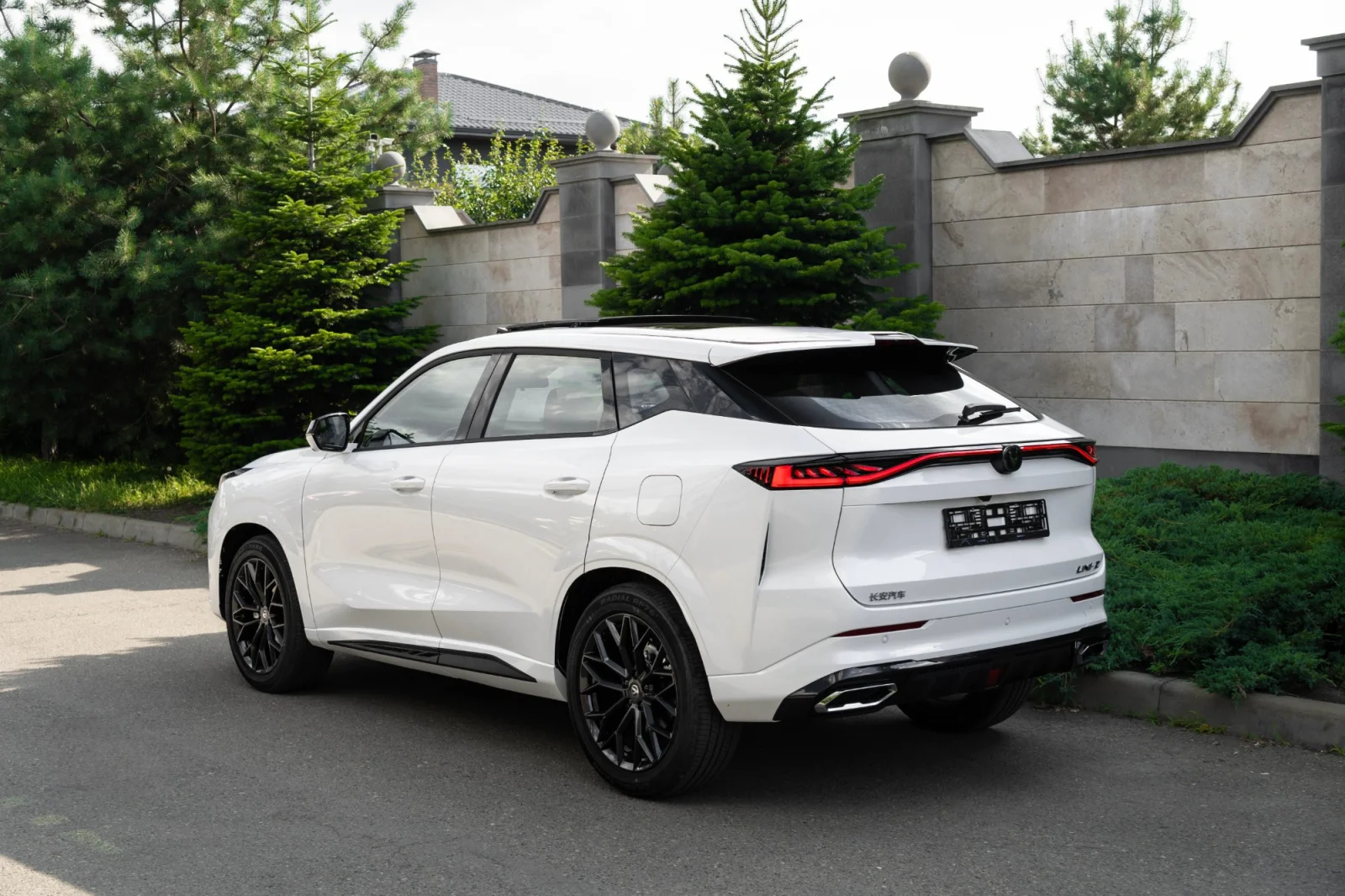 Changan UNI-Z — фотография 6