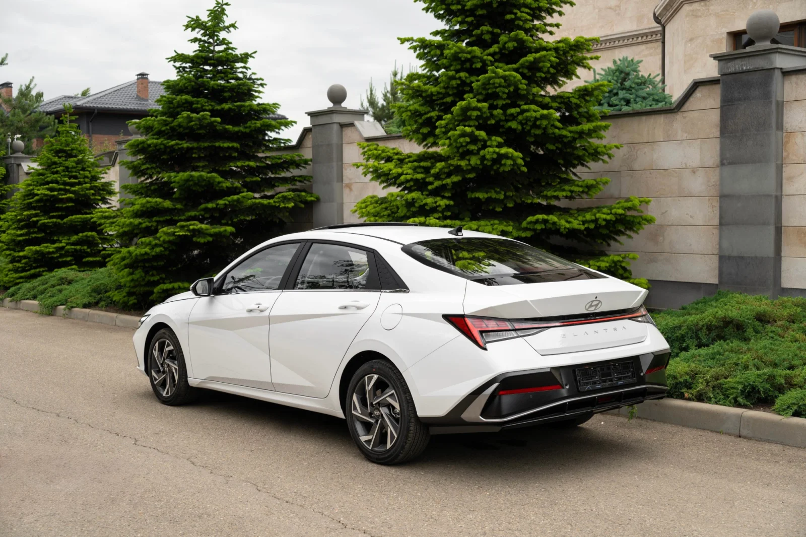 Hyundai Elantra — фотография 5