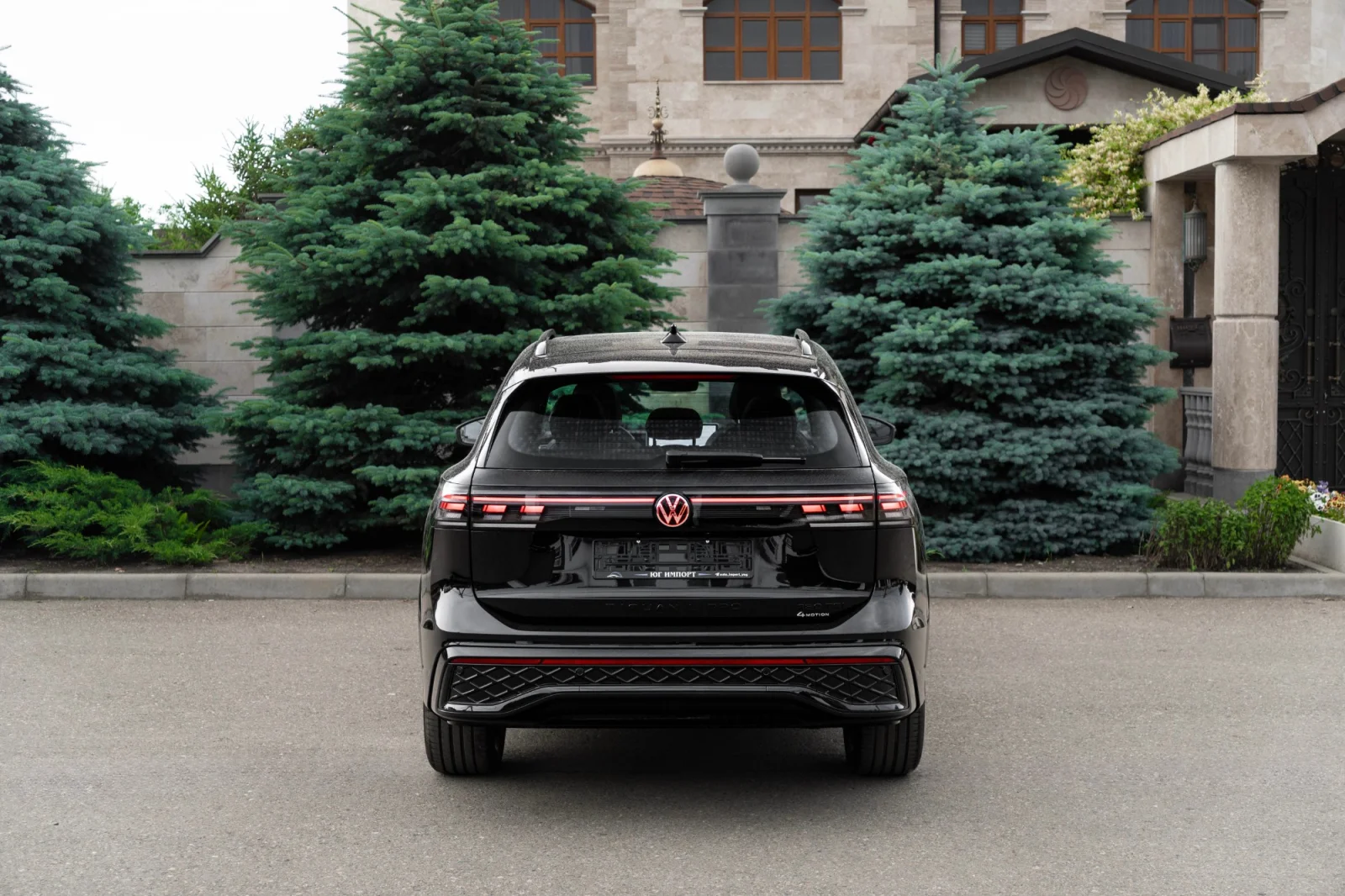 Volkswagen Tiguan L Pro — фотография 4