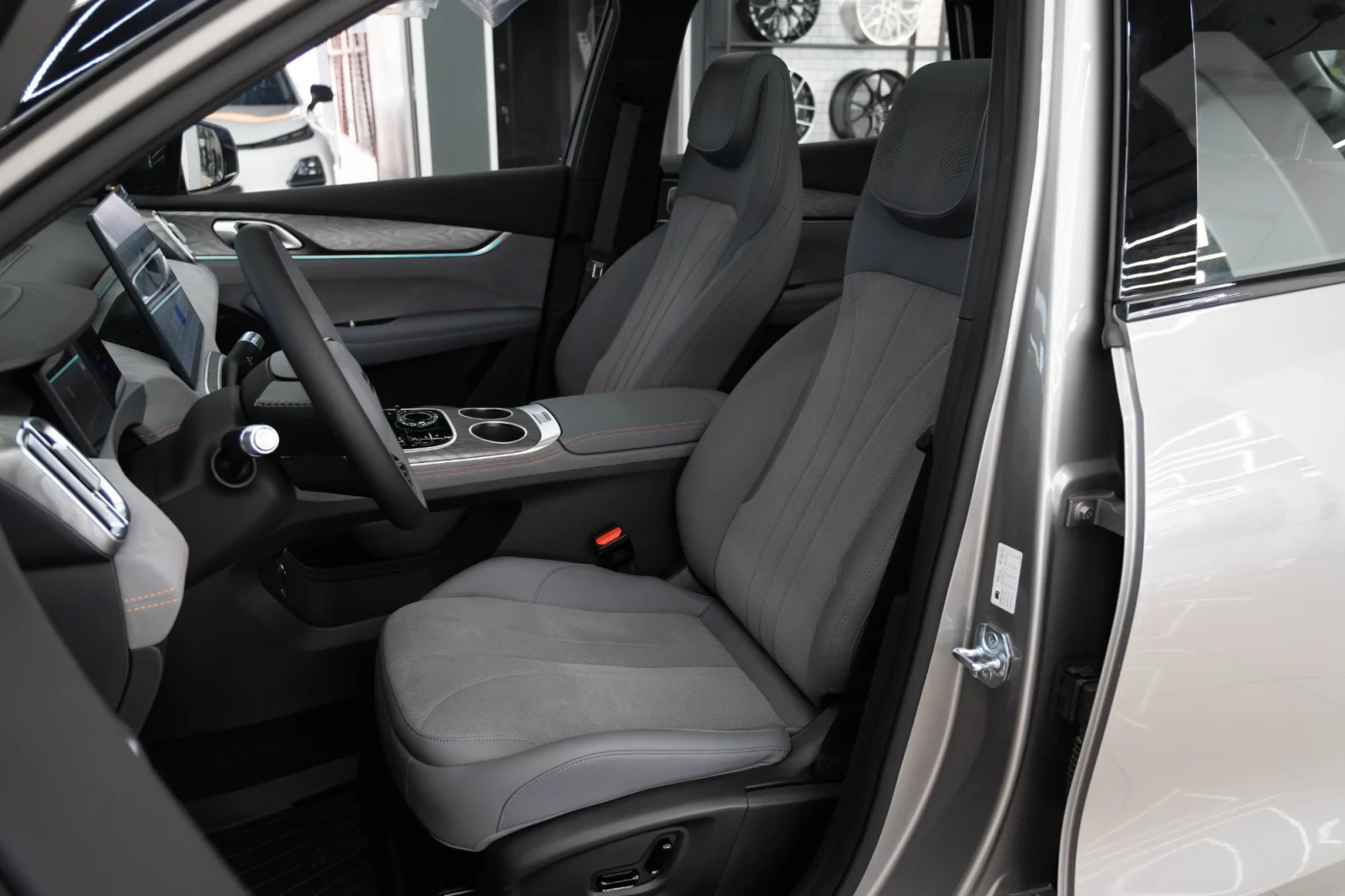 Geely Galaxy M7 — фотография 12